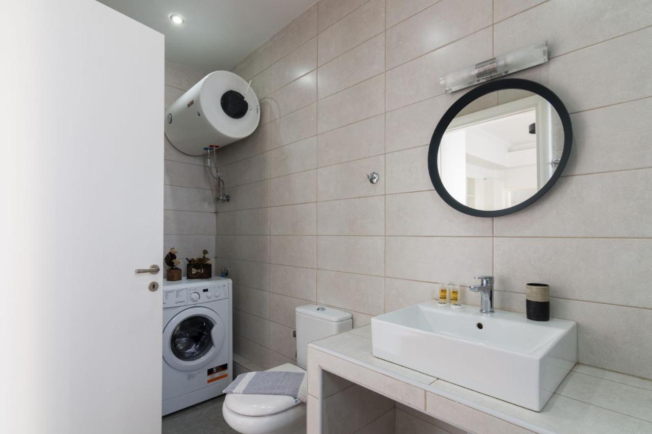 Classic Apartment For 4 People A Athens Luaran gambar
