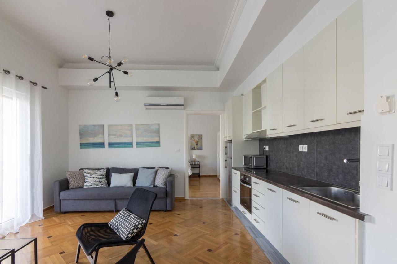 Classic Apartment For 4 People A Athens Luaran gambar