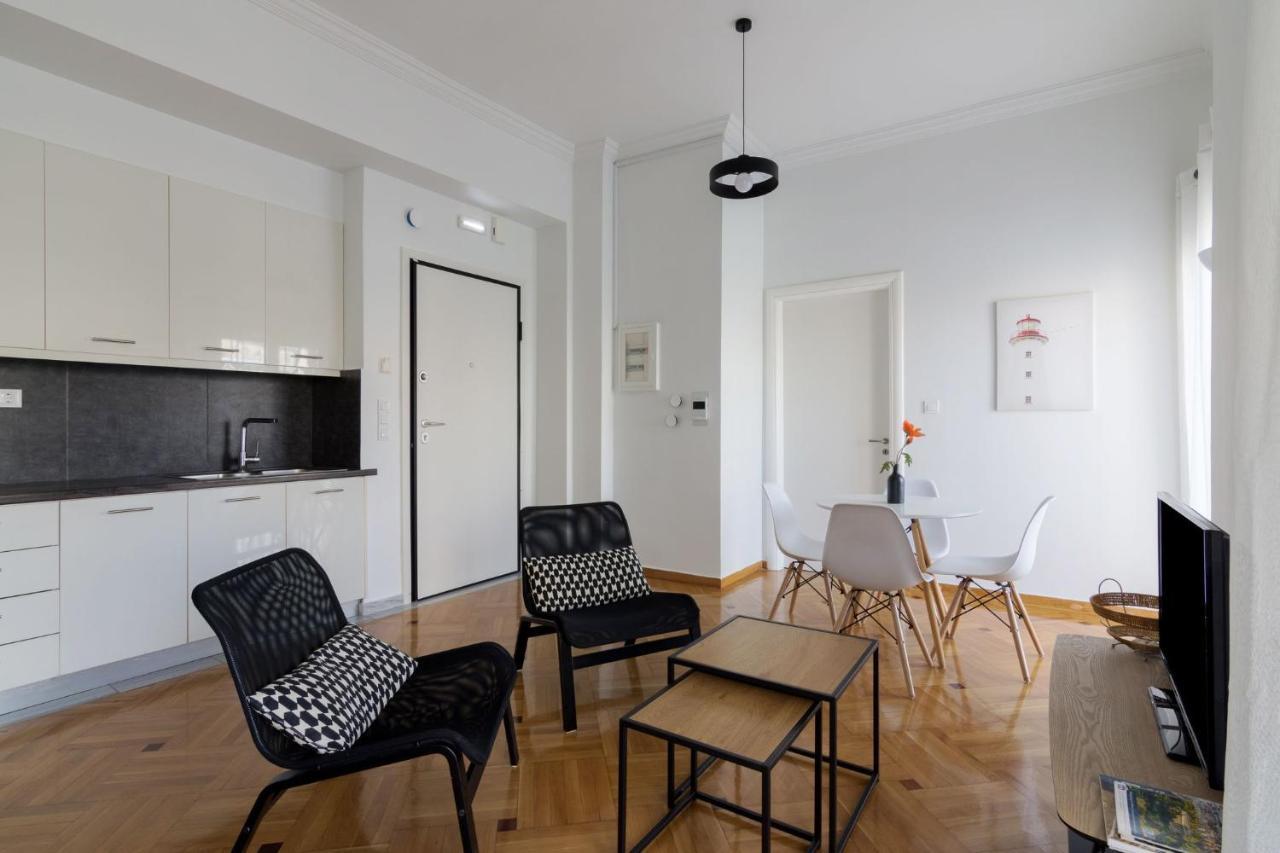 Classic Apartment For 4 People A Athens Luaran gambar